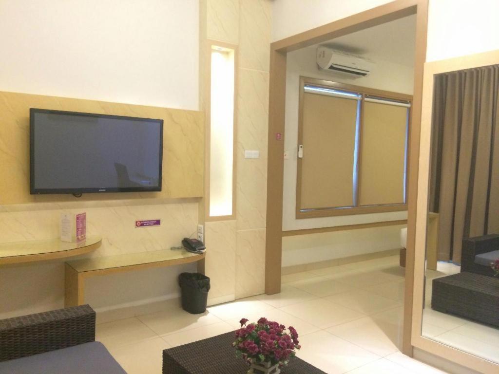 Hotel D' Calia Tarakan Luaran gambar