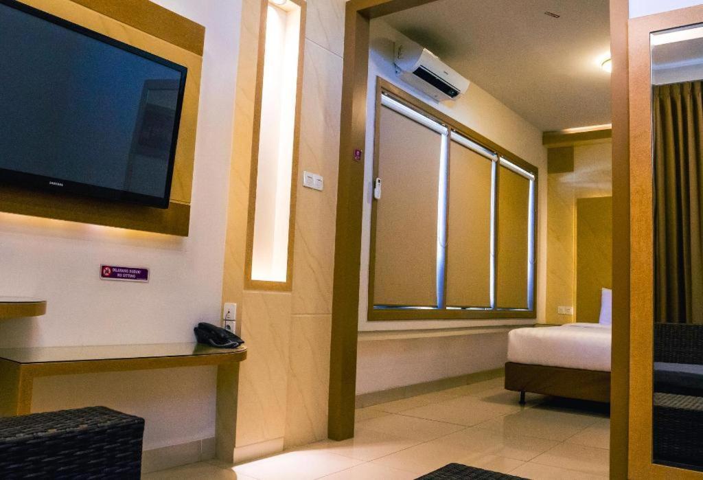 Hotel D' Calia Tarakan Luaran gambar