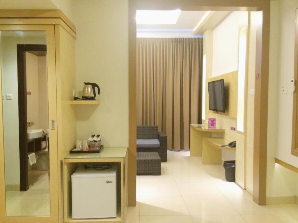 Hotel D' Calia Tarakan Luaran gambar